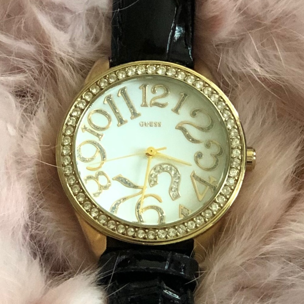 Guess Watch - Picture 2 of 5